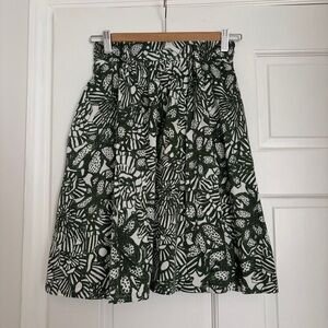 H&M Green and White Floral A-Line Skirt